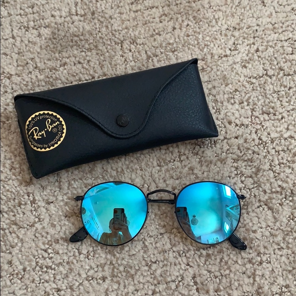 Blue Round Ray Bans with Flash Lenses